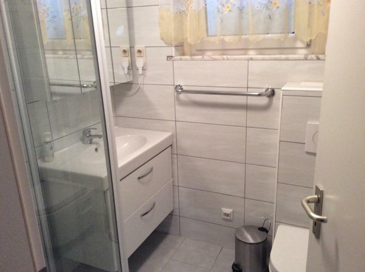 Wenzel Apartment Roxheim Bagian luar foto